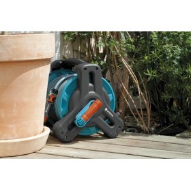 Gardena Ανέμη Ποτίσματος Τοίχου με Λάστιχο 10m Classic -20 0-20Κωδικός: 8010 