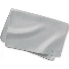 Nike Hydro Wolf NESS8165054 Πετσέτα Κολυμβητηρίου Μικροϊνών Γκρι 66x43cm Nike Hydro Wolf NESS8165054 Πετσέτα Κολυμβητηρίου Μικροϊνών Γκρι 66x43cm