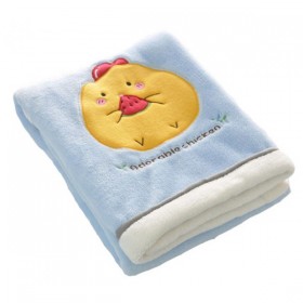 Βρεφική γαλάζια κουβέρτα με κοτοπουλάκι Βρεφική γαλάζια κουβέρτα με κοτοπουλάκι