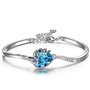 Kami Idea Γυναικείο βραχιόλι Φυλακιστής της αγάπης Bangle με μπλε κρύσταλλο από Swarovski λευκό επιχρυσωμένο