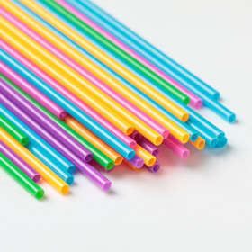 Καλαμάκια Πλαστικά Επαναχρησιμοποιούμενα Χρωματιστά 4x180mm - 50 τμχ. Καλαμάκια Πλαστικά Επαναχρησιμοποιούμενα Χρωματιστά 4x180mm - 50 τμχ.
