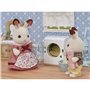 Epoch Sylvanian Families Laundry and Vacuum Cleaner - Σετ Πλυντηρίου Και Ηλεκτρικής Σκούπας 