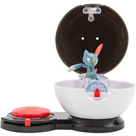 Jazwares Pokemon παιχνίδι μάχης 1 τεμ. Surprise Attack Sneasel and Pokeball  Jazwares Pokemon παιχνίδι μάχης 1 τεμ. Surprise Attack Sneasel and Pokeball