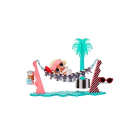 MGA Entertainment L.O.L. Surprise Furniture Playset with Doll - Leading Baby + Vacay Lounge  MGA Entertainment L.O.L. Surprise Furniture Playset with Doll - Leading Baby + Vacay Lounge