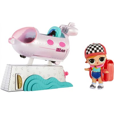 MGA Entertainment LOL Surprise OMG House Of Surprises Lil Arcade Playset With Sk8er Grrrl Collectible Doll And 8 Surprises 