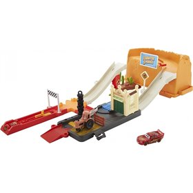 Mattel Disney And Pixar Cars Race And Go Playset Τα Μπουζί Της Ωραίας Ελένης 