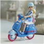 Hasbro Princess Comfy Squad Sweet Scooter Της Cinderella, Κούκλα Μόδας Με Σκούτερ, Κράνος Και Αυτοκόλλητα 