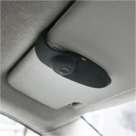 Celly Bluetooth Αυτοκινήτου Bluetooth Speakerphone Car Kit - Black για το Αλεξήλιο (με USB θύρα Φόρτισης / Multipoint)Κωδικός: A Celly Bluetooth Αυτοκινήτου Bluetooth Speakerphone Car Kit - Black για το Αλεξήλιο (με USB θύρα Φόρτισης / Multipoint)Κωδικός: A
