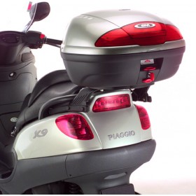 Givi Κεντρική Μπαγκαζιέρα Μοτοσυκλέτας E450N Simply II 45lt Givi Κεντρική Μπαγκαζιέρα Μοτοσυκλέτας E450N Simply II 45lt