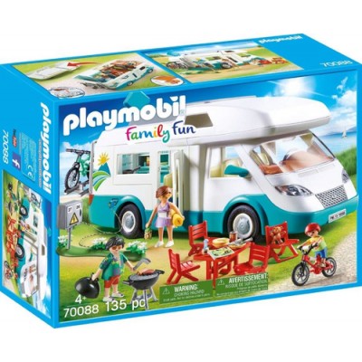 Playmobil Family Fun: Αυτοκινούμενο Οικογενειακό Τροχόσπιτο